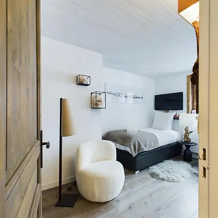 Apartment Grand Familial Proche Des Pistes Avec Balcon Et Wifi - Fr-1-664-34 *
