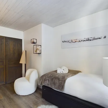 Grand Familial Proche Des Pistes Avec Balcon Et Wifi - Fr-1-664-34 Apartment